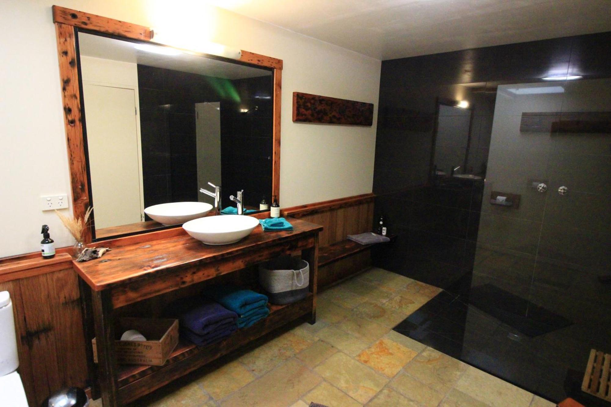 Apartamento Down To Earth Farm Retreat Sarsfield Exterior foto